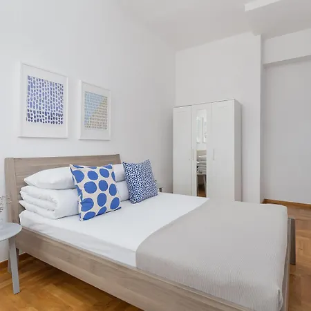 Two Bedroom - Sarego 28 Street Daire *