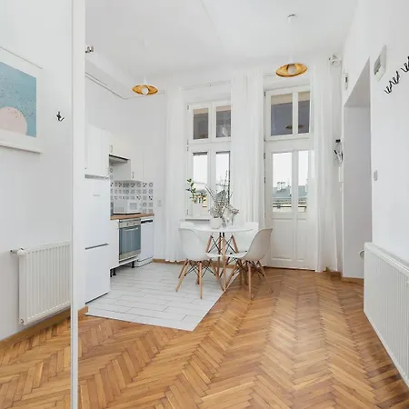 Aether Oasis - 2Br Apartment In City Center * Krakkó